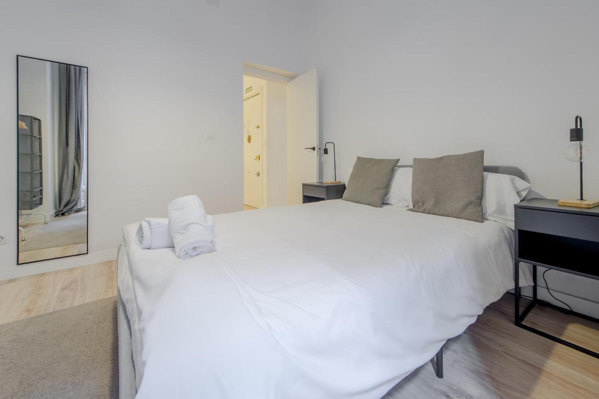 Premium Apt Para 9Pax En Calle Olmo - Centro De Madrid E1 מראה חיצוני תמונה
