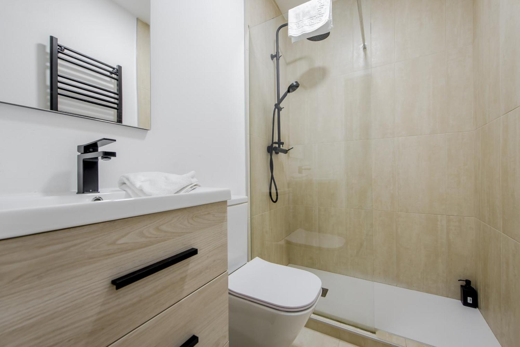 Premium Apt Para 9Pax En Calle Olmo - Centro De Madrid E1 מראה חיצוני תמונה